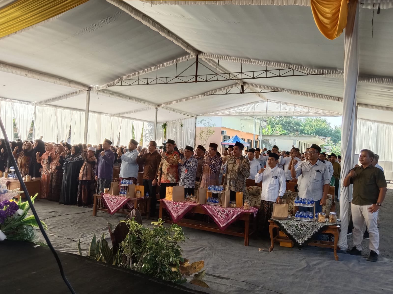 Gerakan Ayo Mondok Dorong Penguatan Kesehatan Santri melalui Buku Saku Kesehatan Pesantren