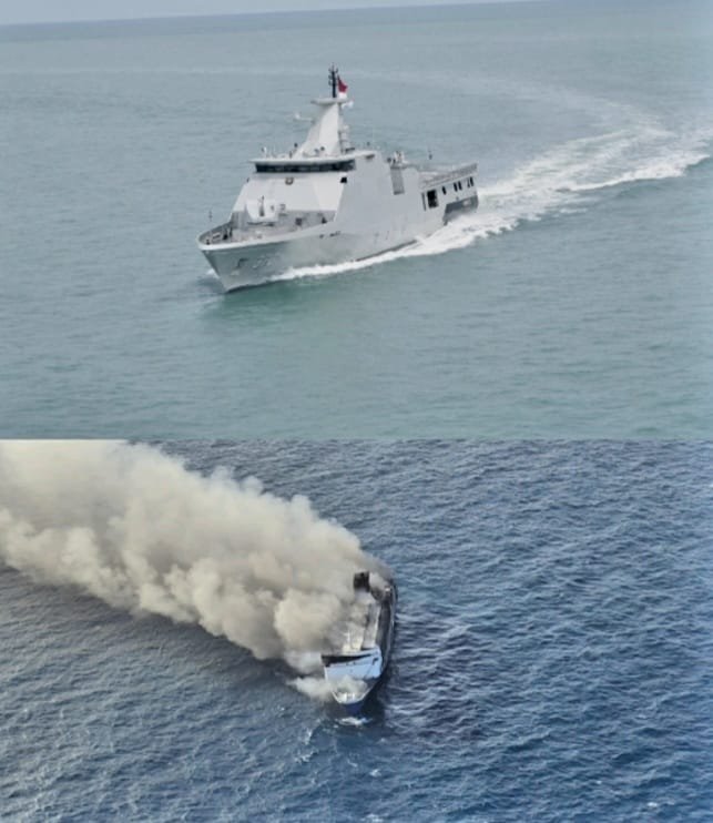Koarmada II Kerahkan KRI Bung Hatta-370 dan KRI Nala-363 Menuju Lokasi Kebakaran KM Mutiara Sentosa 2