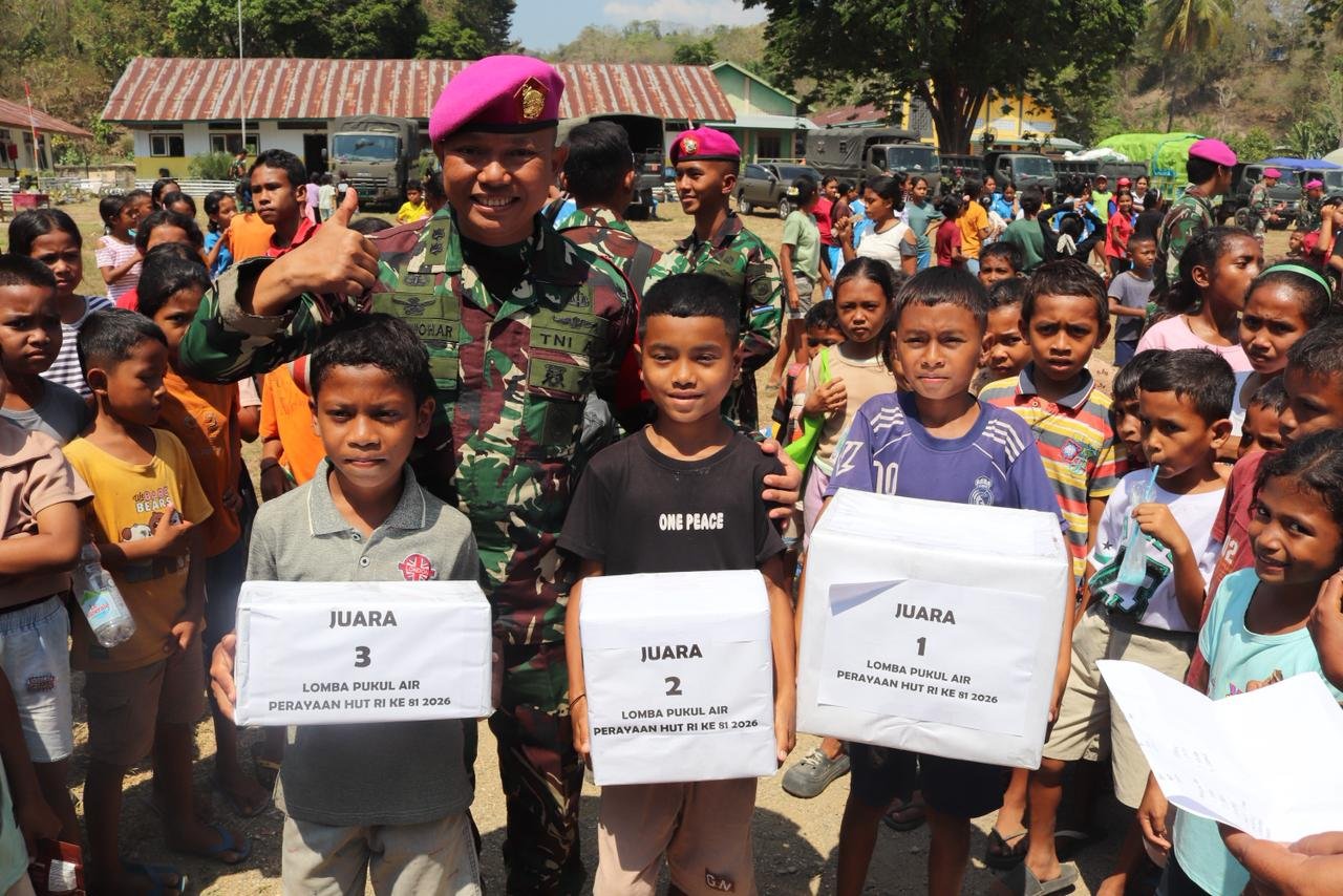 Pulihkan Senyum Anak Negeri, Satgas Gulbencal TNI AL Berikan Trauma Healing di Manggarai NTT