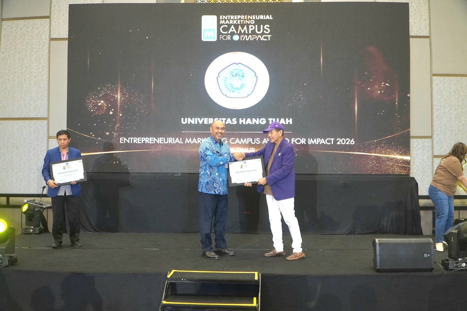 UHT Raih Kampus Entrepreneur Award 2026, Bukti Kampus Dorong Semangat Kewirausahaan