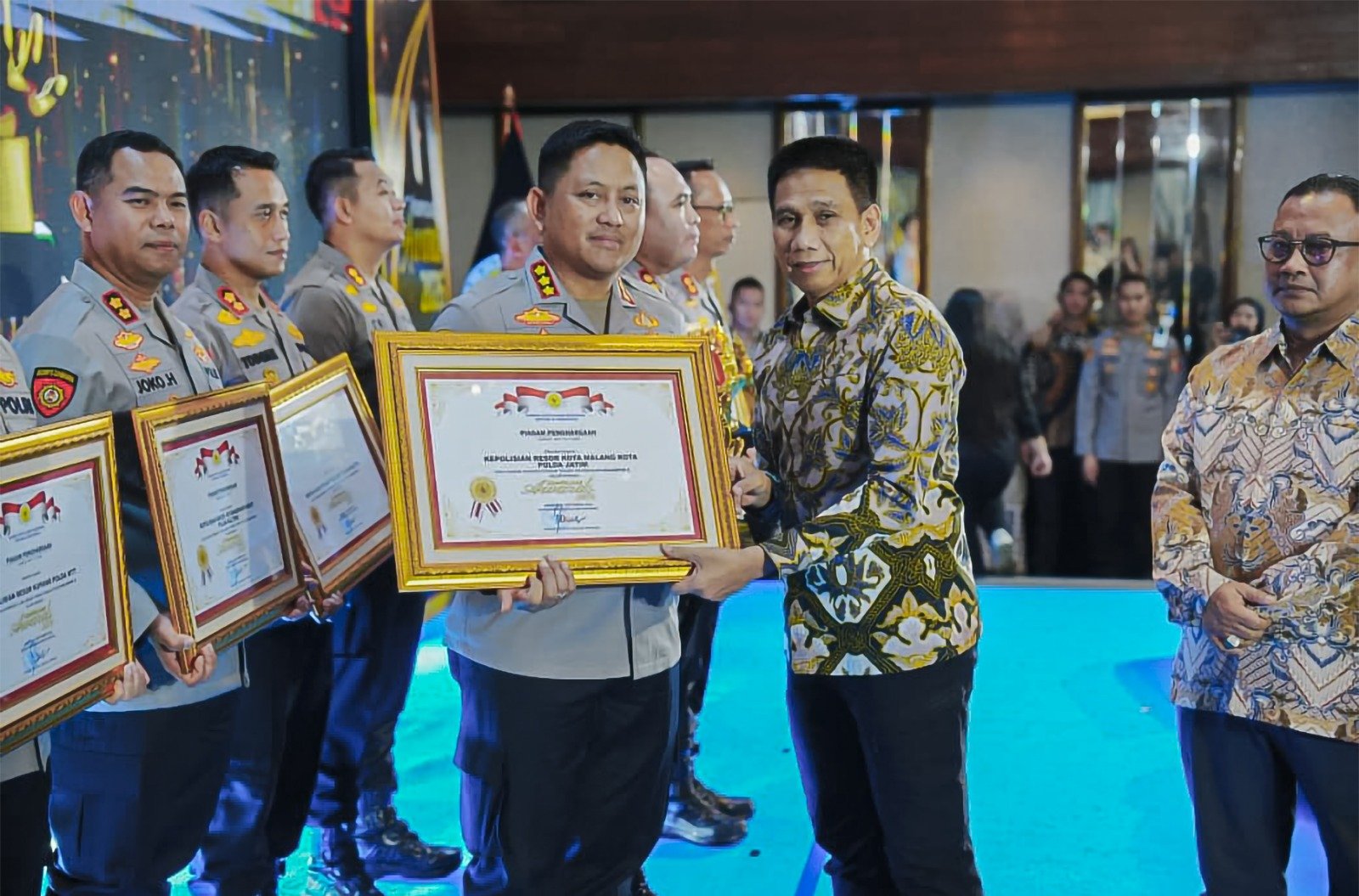 5.286 Pendonor Darah di Sidoarjo Dapat Penghargaan, Bupati Subandi: Jangan Lelah Bantu Sesama.